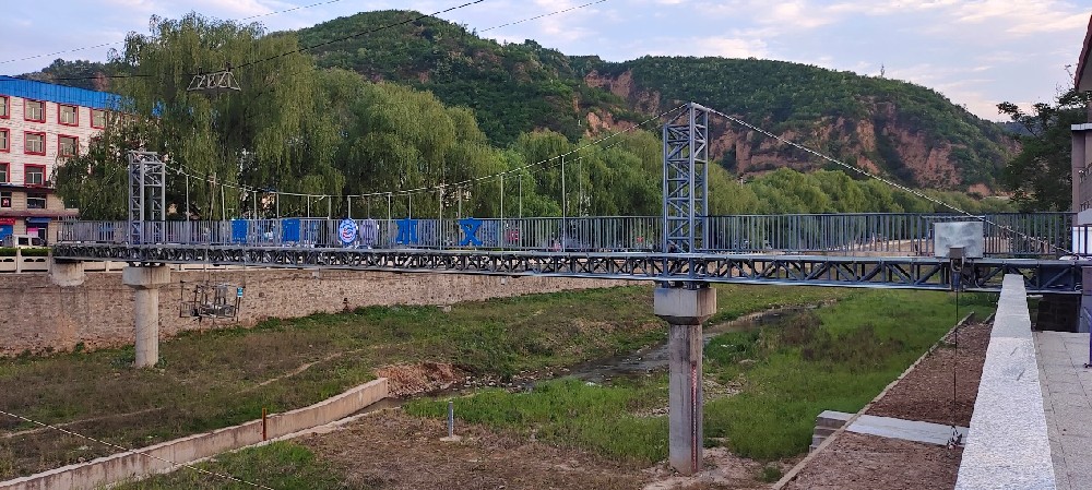 测桥式铅鱼自动测流系统